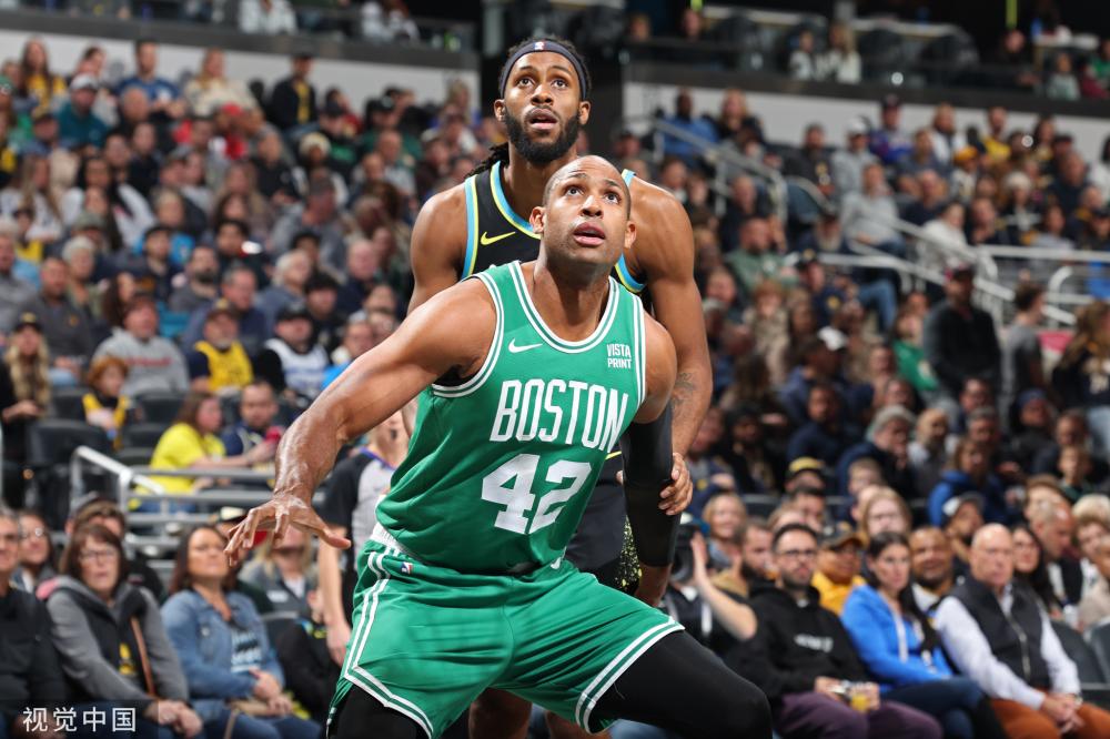 他获得了举 他获得了举