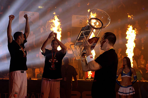 的引援策略 的引援策略