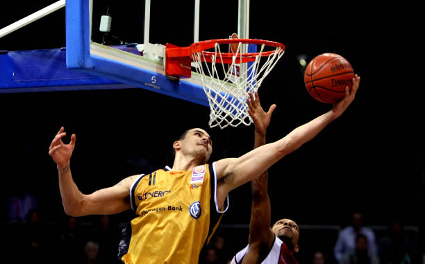 的压哨大交 的压哨大交