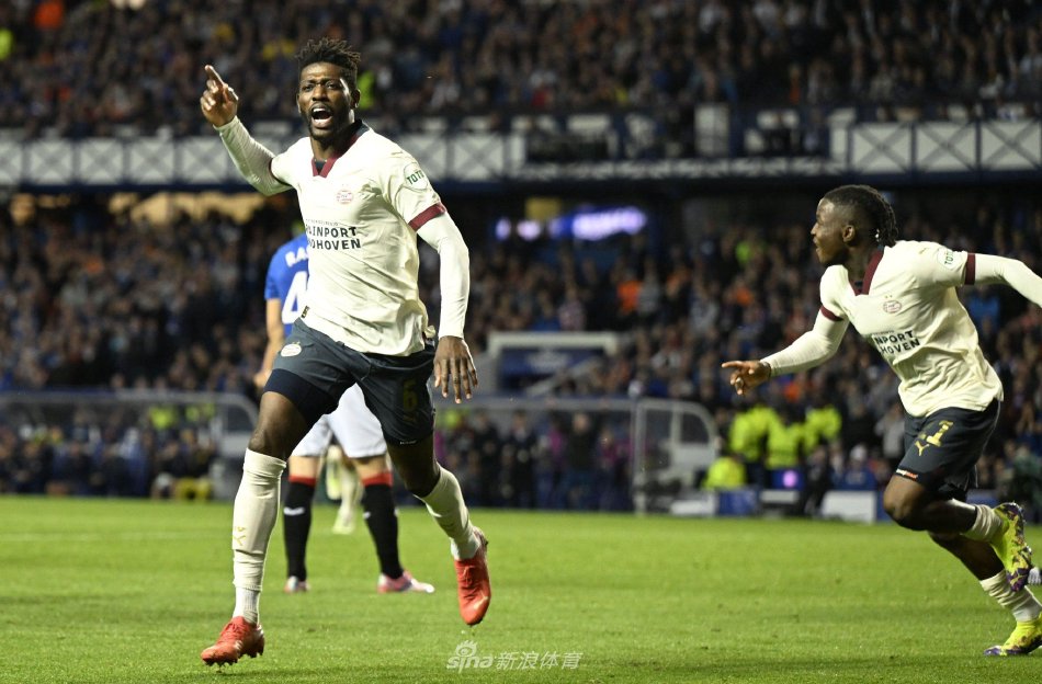 方面却鲜有 方面却鲜有